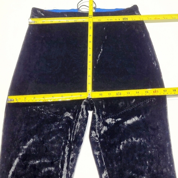 Yitty Black Velvet Hi-Rise Shape & Firm from Lizzo Women's Leggings (XL) - Picture 8 of 9